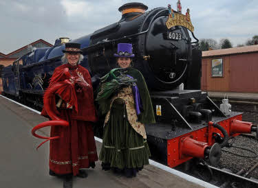 Victorian / Steampunk ladies with dragons